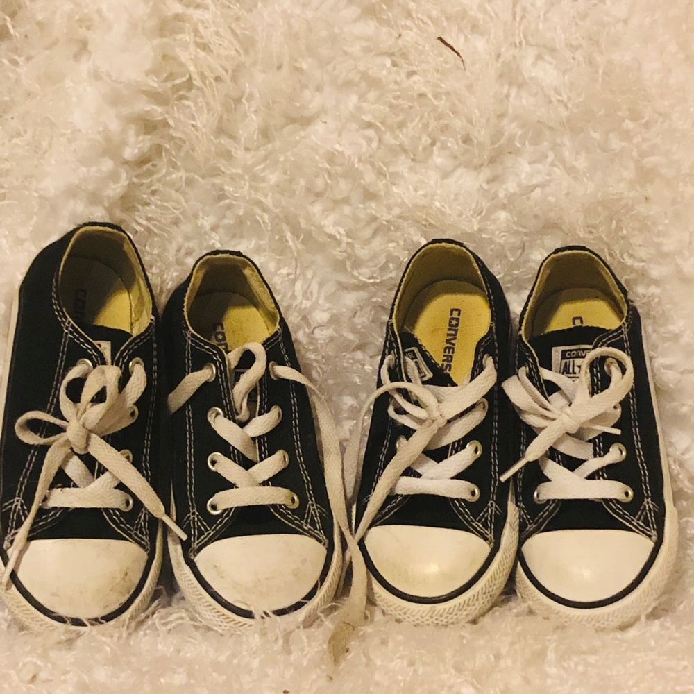 Converse lot of 2 sneakers great for twin boys